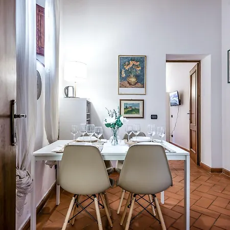 Hostly-santa Maria Tower Suite-just By The Tower